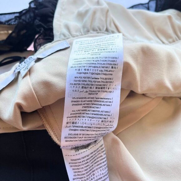 GUESS BLACK BEIGE CROCHET LACE CROPPED JUMPSUIT - 4 - Picture 8 of 8